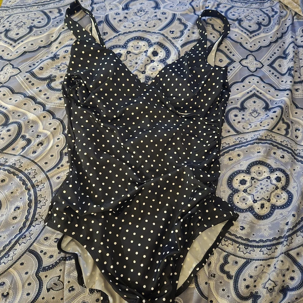 Miraclesuit/ Kirkland swimsuit size 12